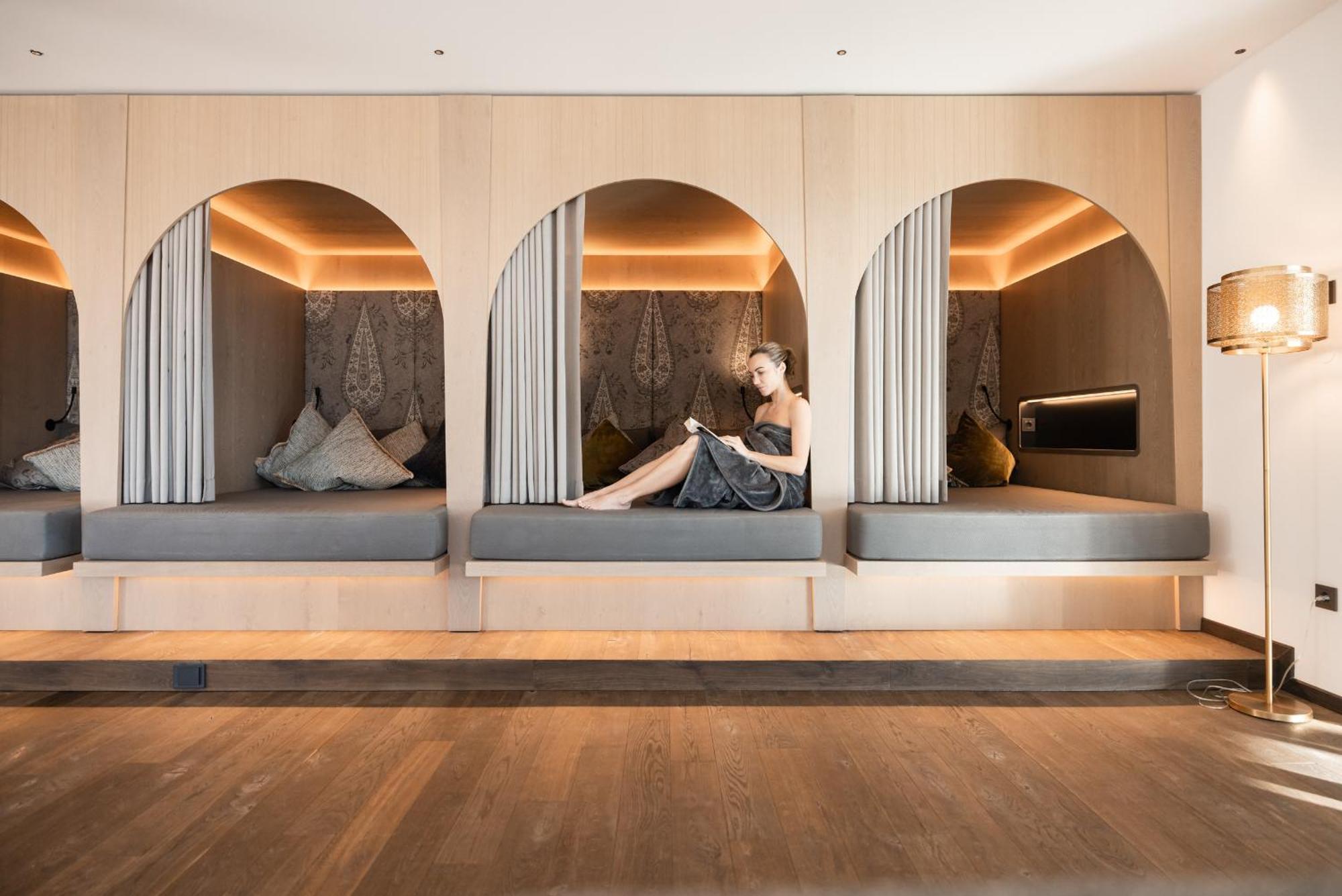 Lake Spa Hotel Seeleiten カルダーロ エクステリア 写真