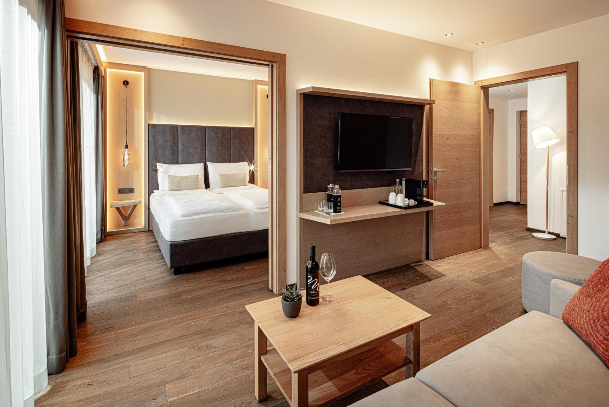 Lake Spa Hotel Seeleiten カルダーロ エクステリア 写真