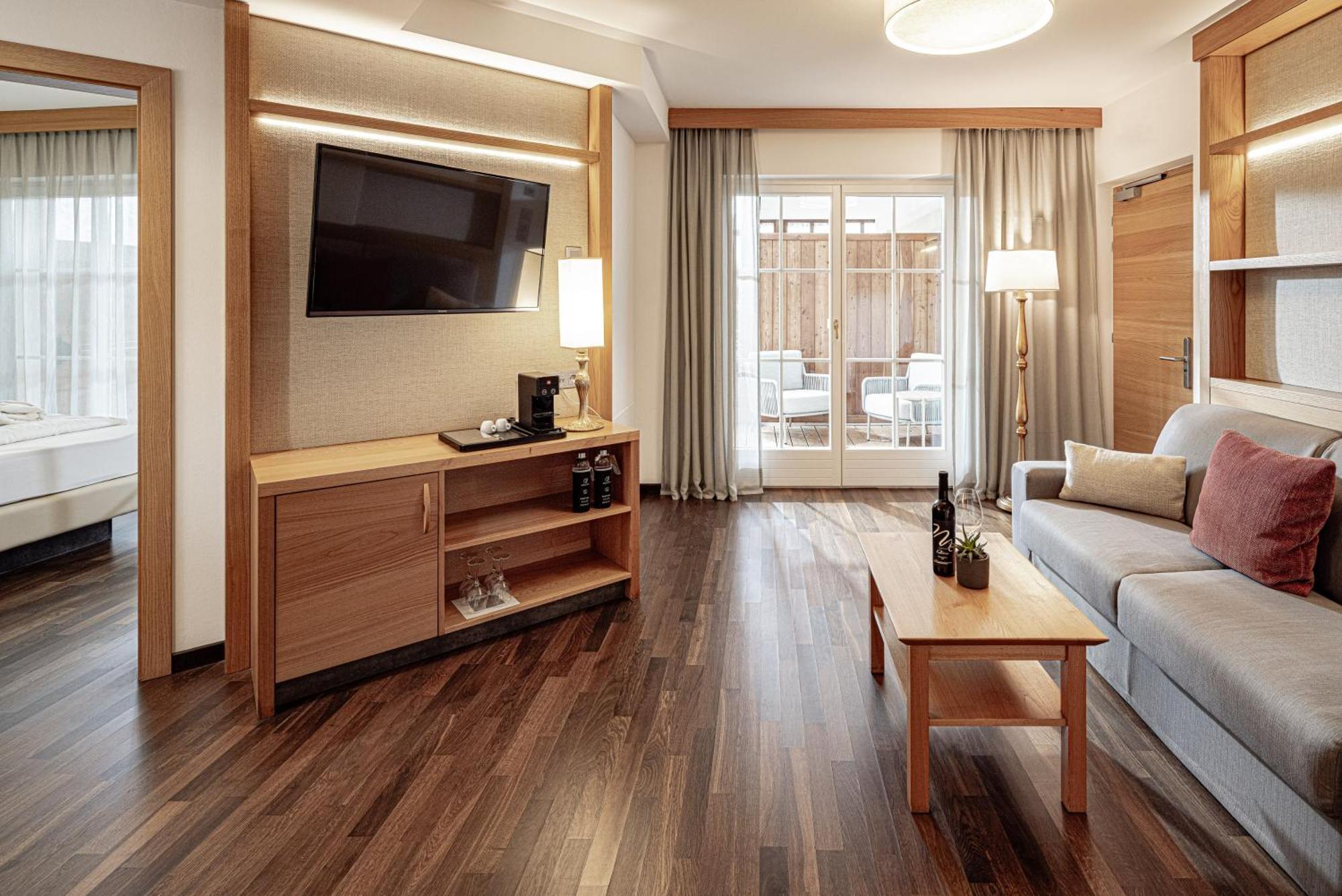Lake Spa Hotel Seeleiten カルダーロ エクステリア 写真