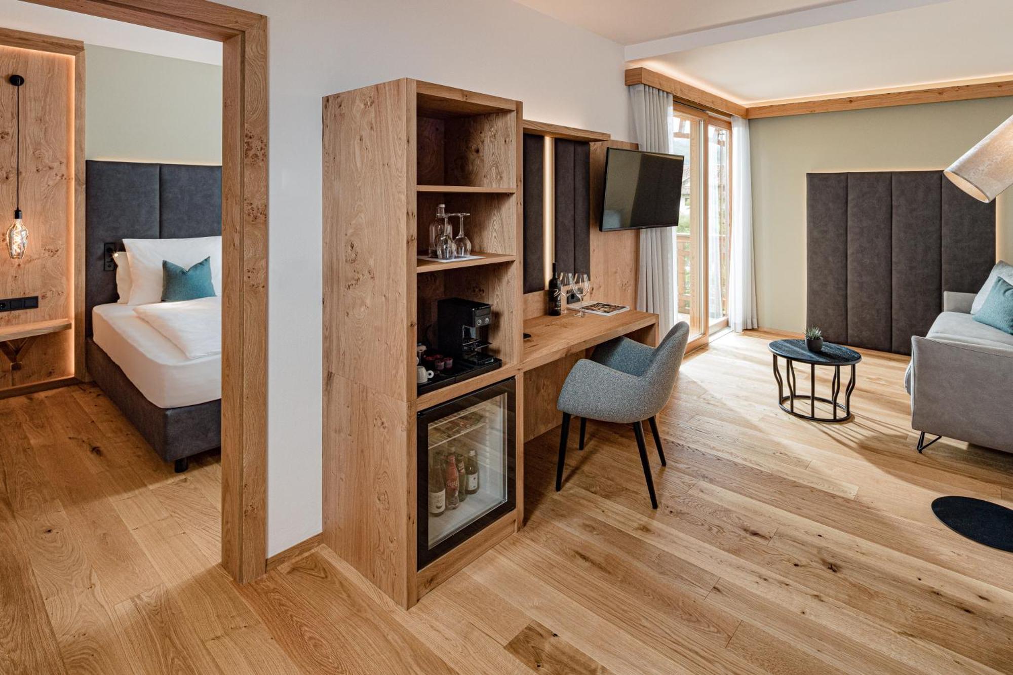 Lake Spa Hotel Seeleiten カルダーロ エクステリア 写真
