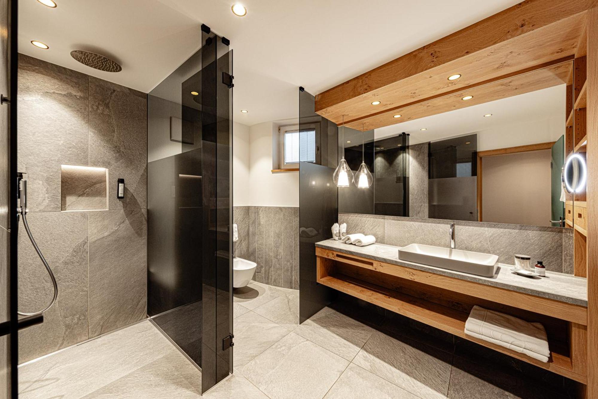 Lake Spa Hotel Seeleiten カルダーロ エクステリア 写真