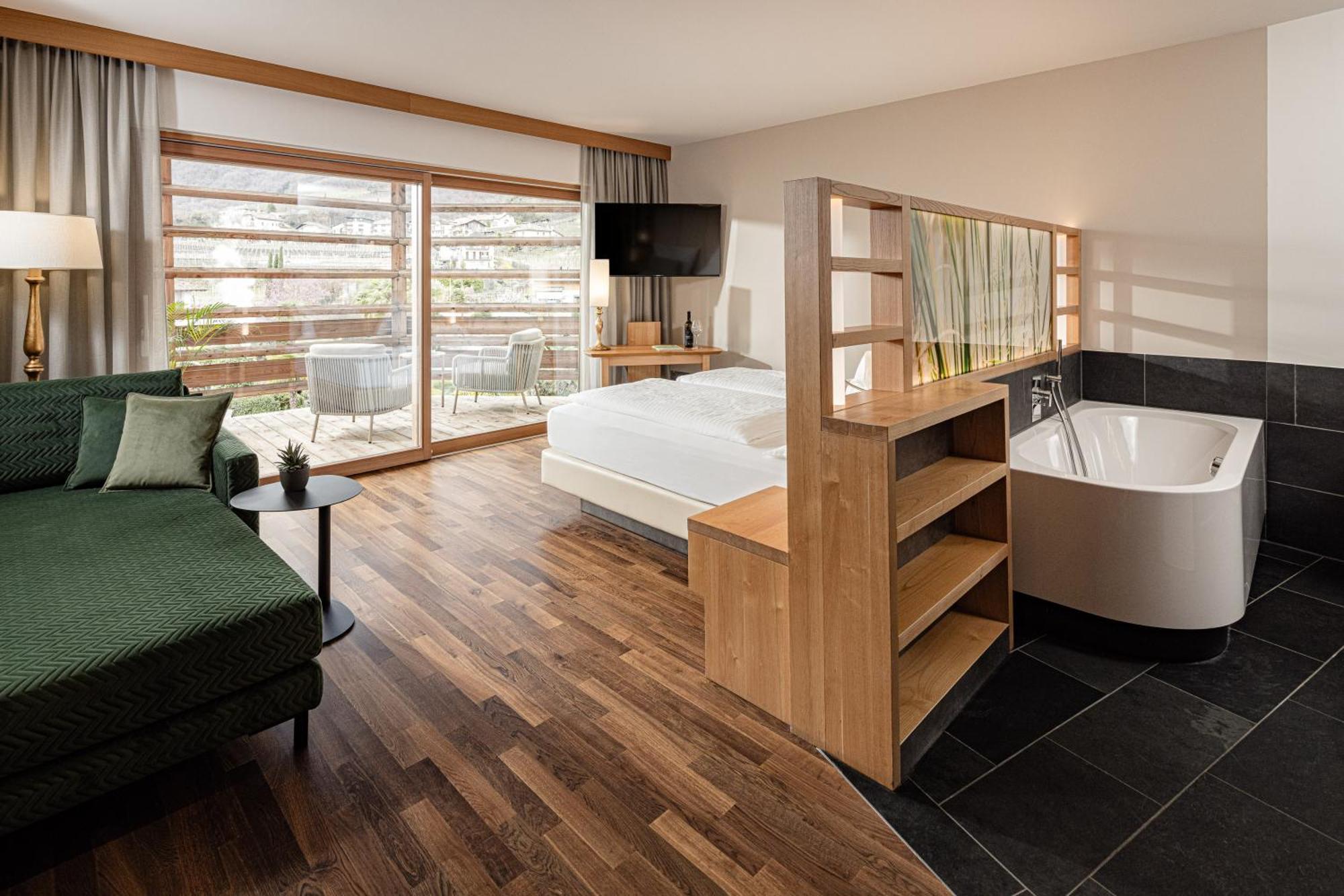 Lake Spa Hotel Seeleiten カルダーロ エクステリア 写真
